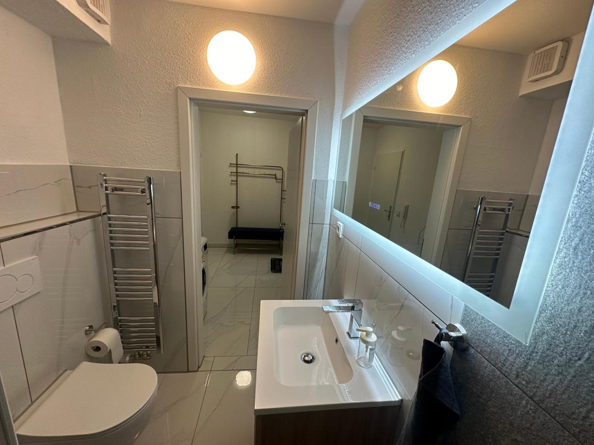 Messe - Fair & Airport Suites By Henkel Düsseldorf Zewnętrze zdjęcie